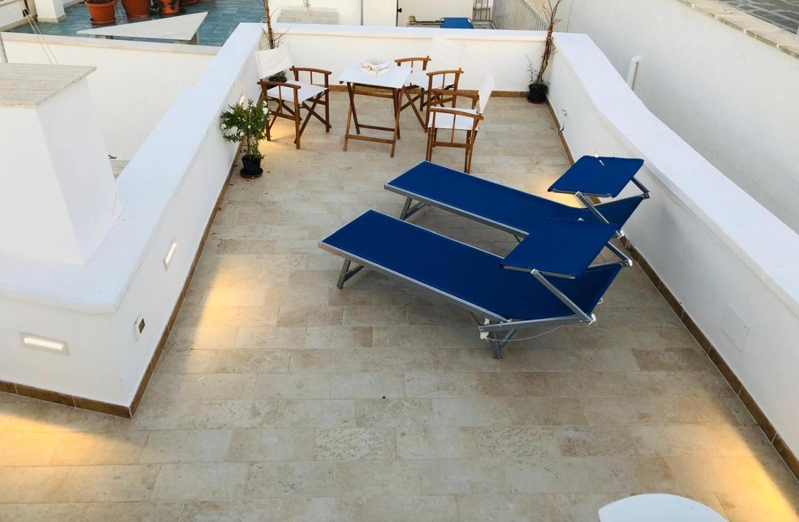 Tre Archi Apartment & Relais Полиньяно-а-Маре Экстерьер фото